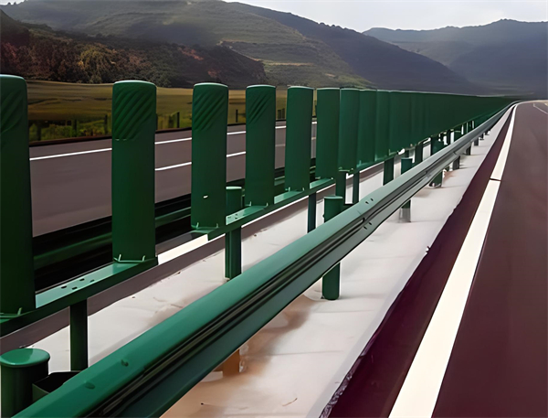 湖州三波护栏板在高速公路的应用